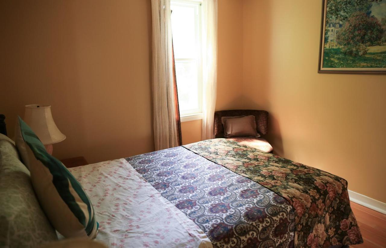 Le 227 Laurier B&B Gatineau Luaran gambar