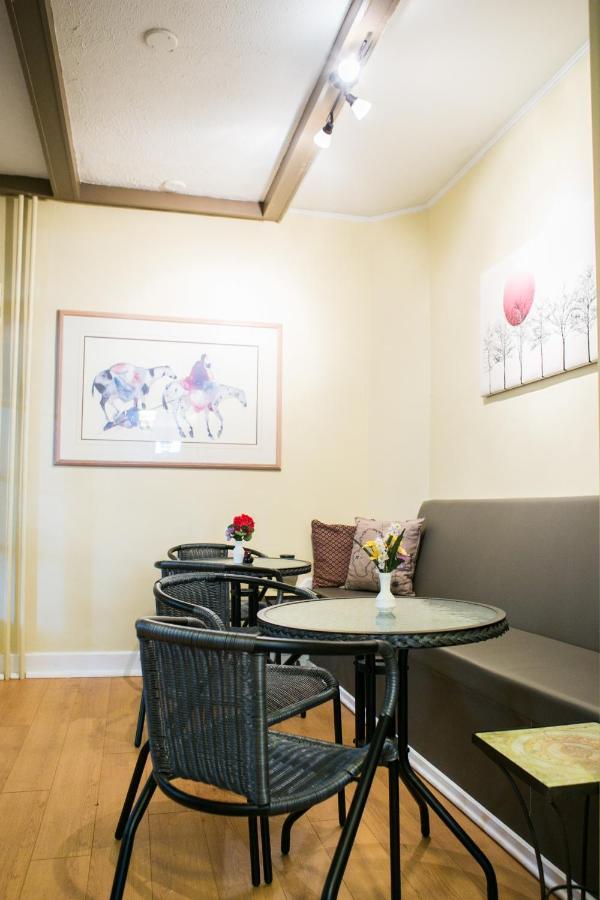 Le 227 Laurier B&B Gatineau Luaran gambar